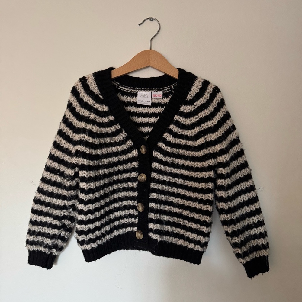 Zara Black and White Cropped Cardigan Sweater